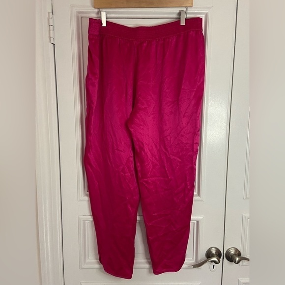 NWT Zara Satin Split Hem Pink Fascia Trousers Pants Pockets Barbiecore Silky - Picture 7 of 12